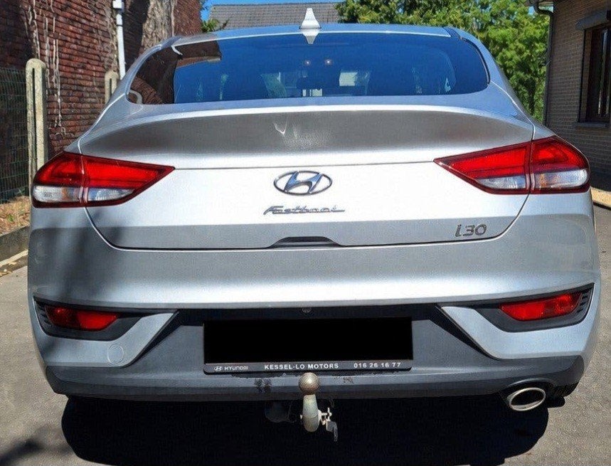 Hyundai i30 fastback 1.0, Auto's, Particulier, Zilver of Grijs, 5 deurs, I30