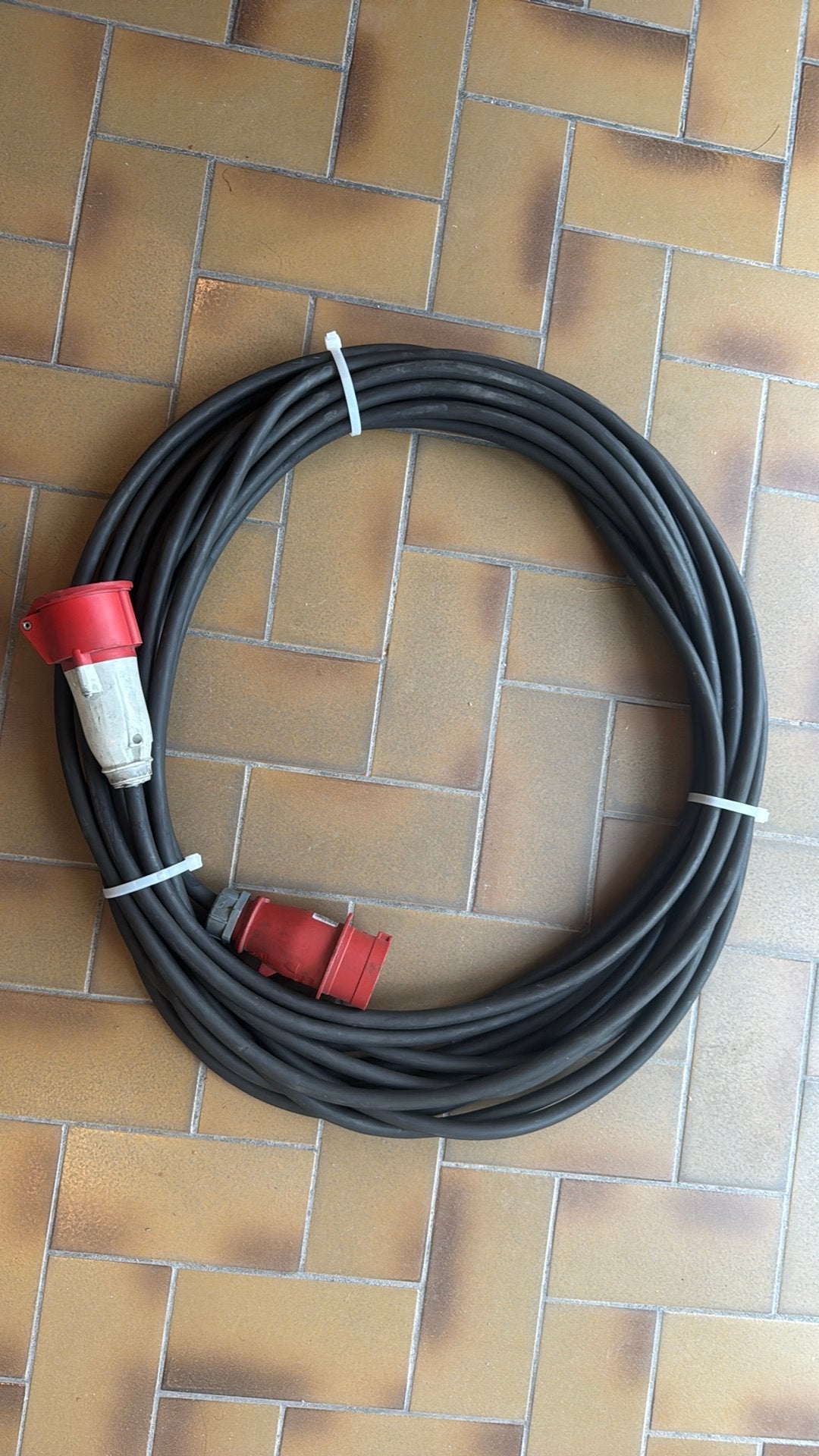 16A verlengkabel, Bricolage & Construction, Enlèvement, Comme neuf