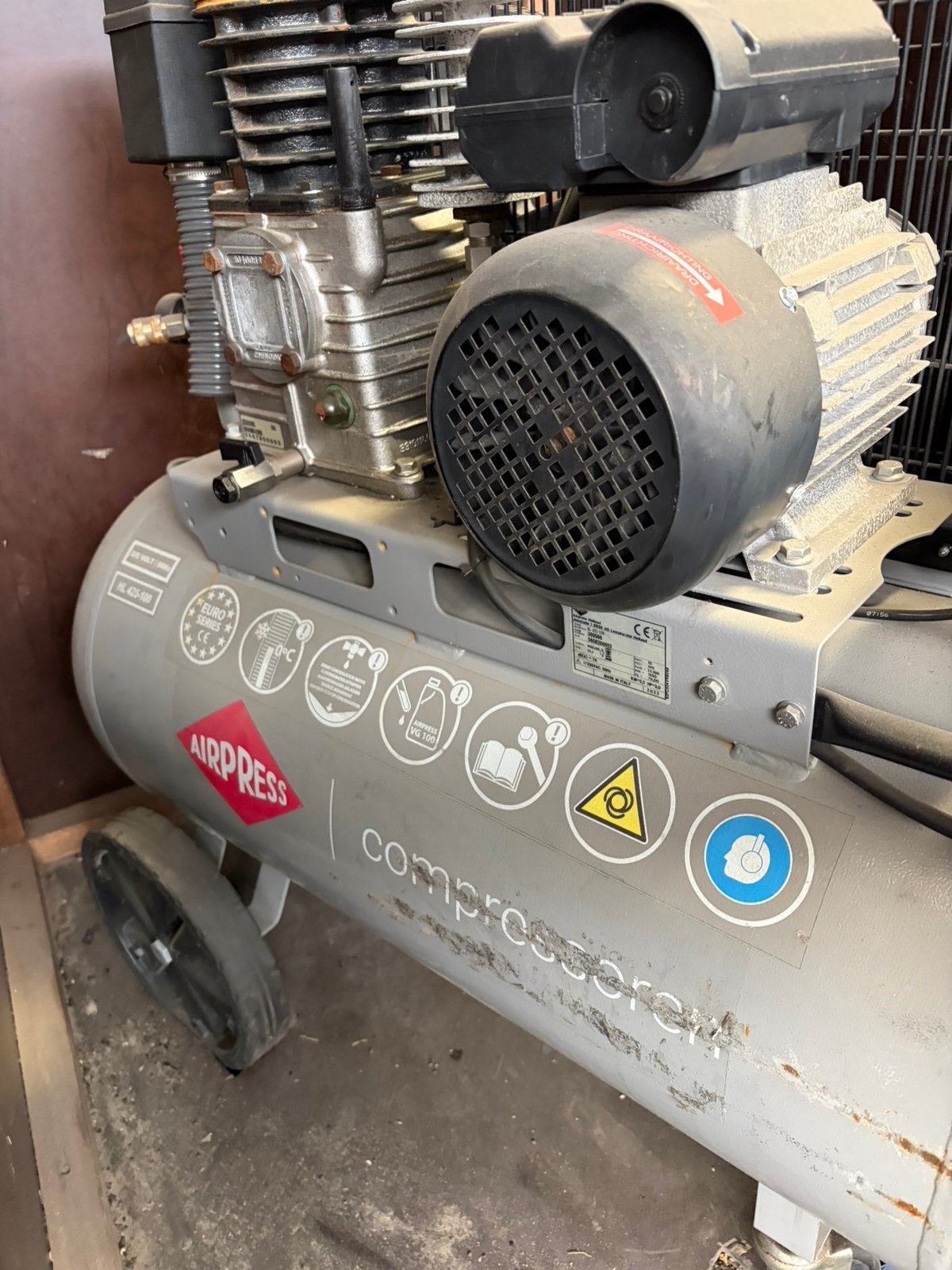 HL 425-100 airpress 4 stuks perfecte staat, Doe-het-zelf en Bouw, Ophalen, Zo goed als nieuw
