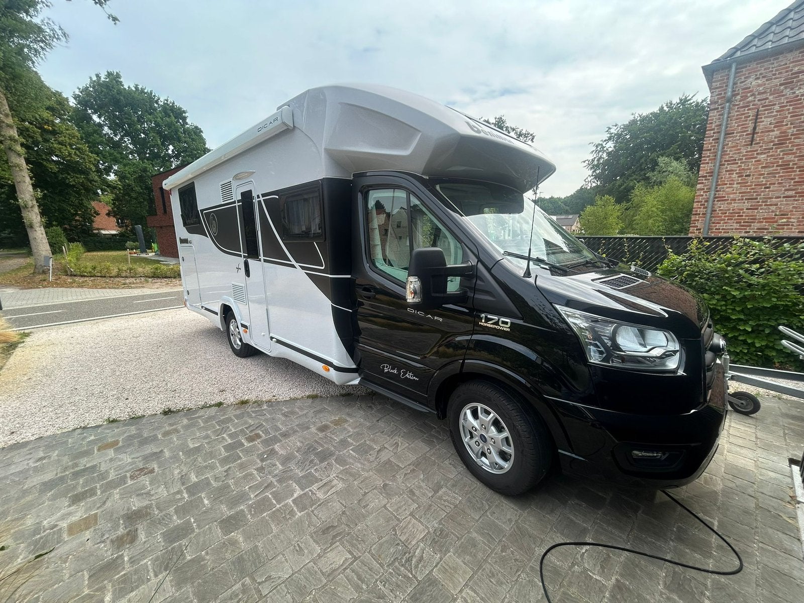 Luxe Benimar 463 black edition cocoon nothautokapp ️️️️️, Caravans en Kamperen, Mobilhomes, Automaat, Chemisch toilet, Luifel