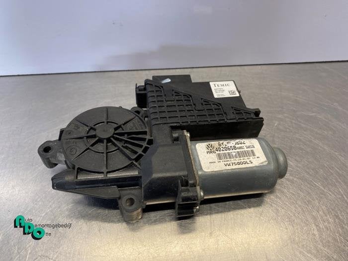 Raammotor Portier van een Volkswagen Transporter (Transporte, Gebruikt, -, Volkswagen, -