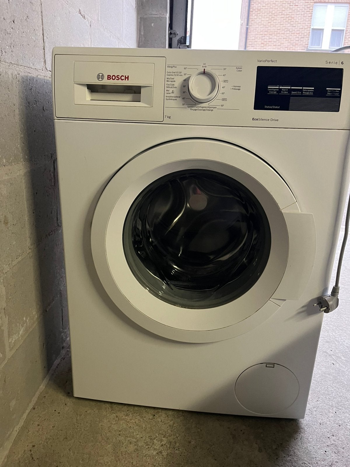 Wasmachine Bosch, Enlèvement, Comme neuf, 1200 à 1600 tours