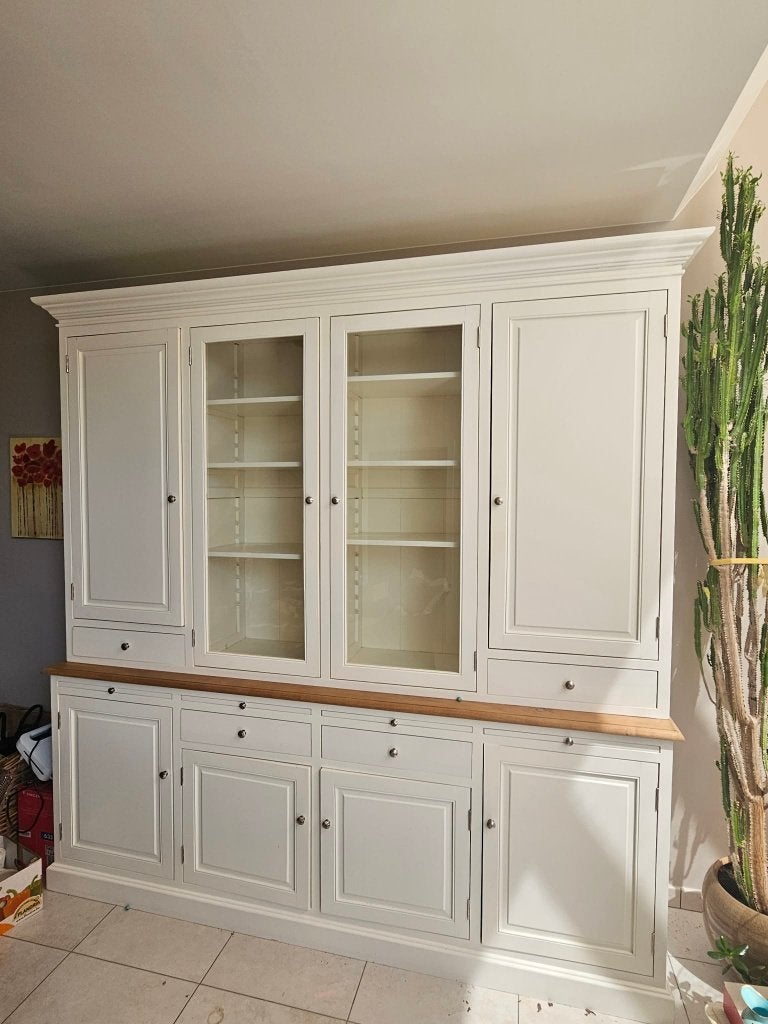 witte kast voor living, Huis en Inrichting, Ophalen, 200 cm of meer, Met lade(s), Zo goed als nieuw