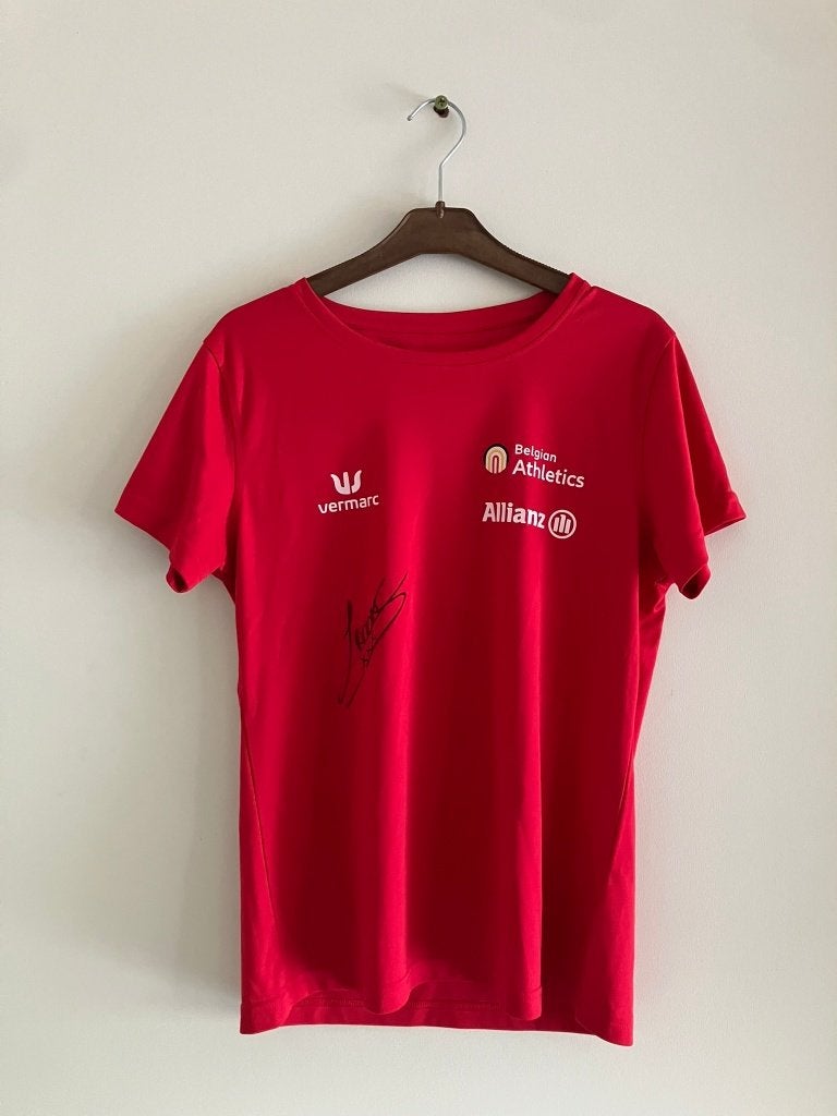 Gesigneerd shirt Belgium van Olympisch atlete Lisa Rooms., Kleding | Dames, Sportkleding, Ophalen of Verzenden, Gedragen, Hardlopen of Fietsen
