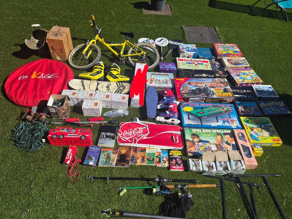 Lot jouets peche velo livres ...., Enlèvement, Utilisé