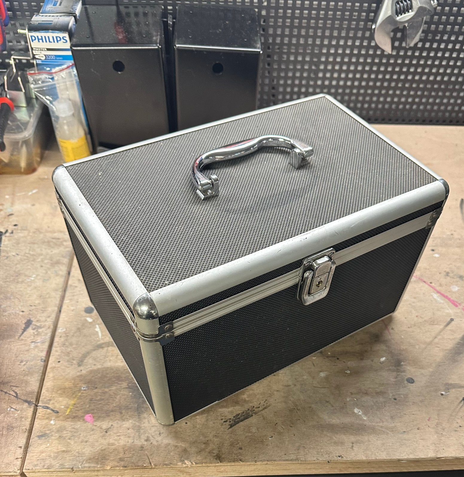 Kleine flightcases, Muziek en Instrumenten, Behuizingen en Koffers, Ophalen of Verzenden, Gebruikt, Overige instrumenten, Flightcase