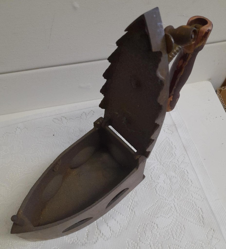 Gietijzeren strijkijzer, Antiek en Kunst, Ophalen of Verzenden