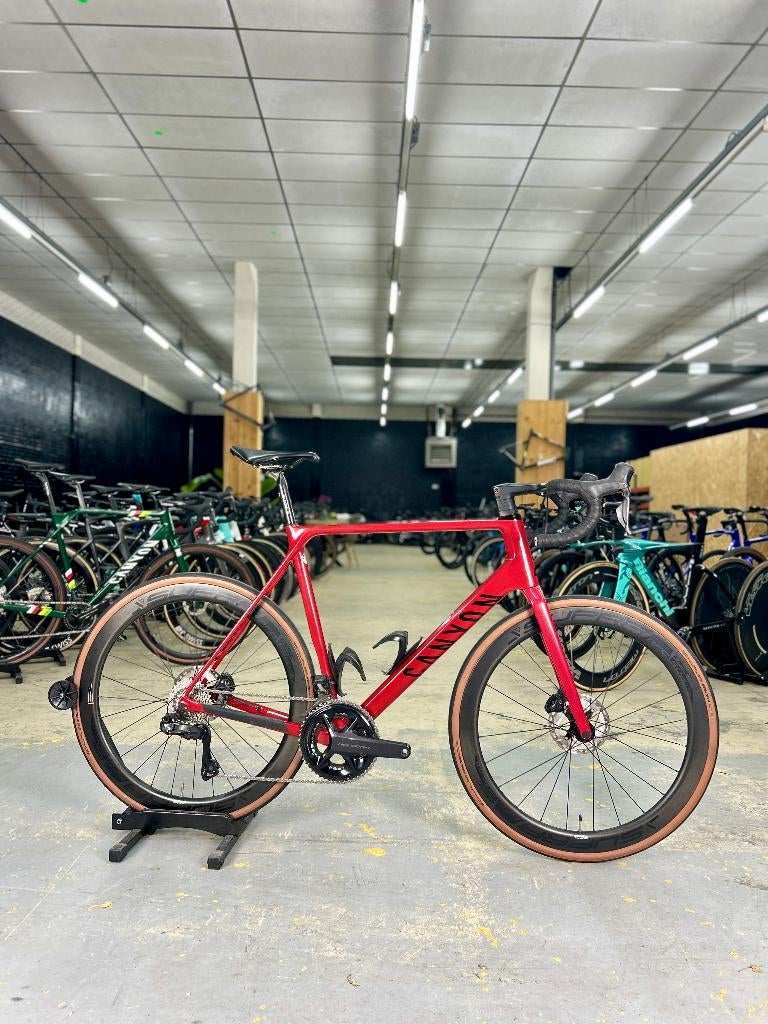 Canyon Ultimate CF SL 8 Disc Di2 Carbon Racefiets, Ophalen, Zo goed als nieuw