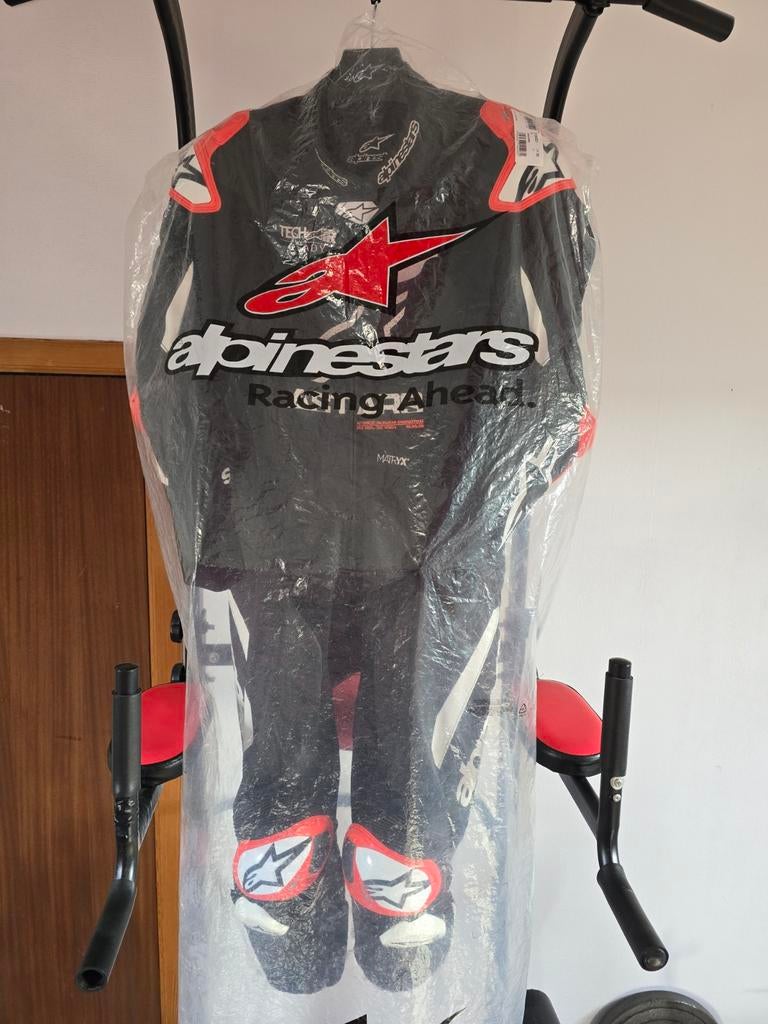 Combinaison Alpinestars gp plus v4 comme neuve !, Seconde main, Enlèvement, Alpinestars, Combinaison
