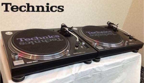 Technics SL-1210M3D SL 1210 mk2 100% TOP DJ set Zwart 1of2x, Pitch-regelaar, Refurbished, Ophalen of Verzenden, Platenspeler