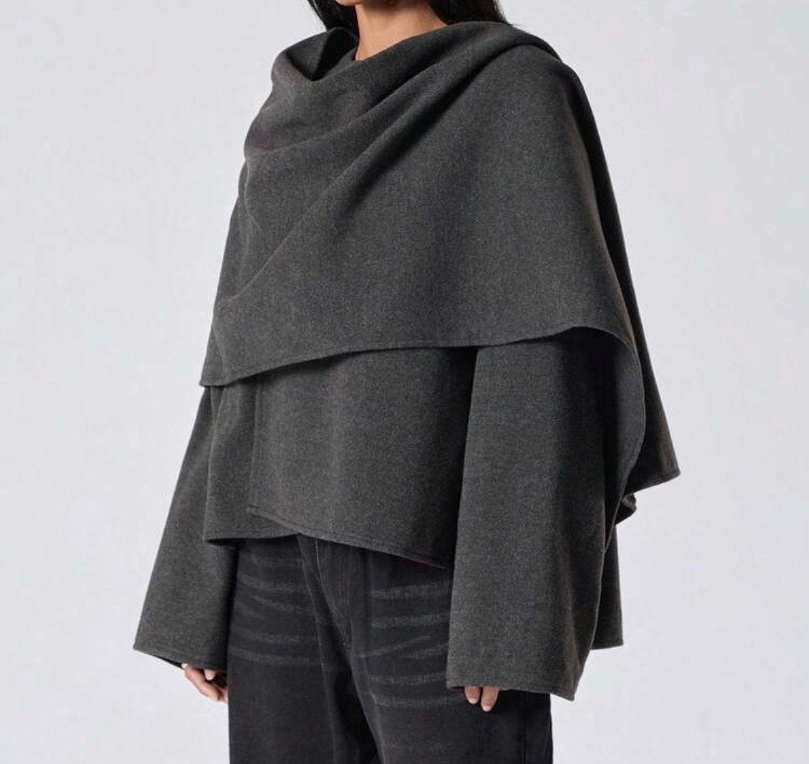 Jumper met sjaal, Ophalen, Gedragen, Maat 42/44 (L), Grijs