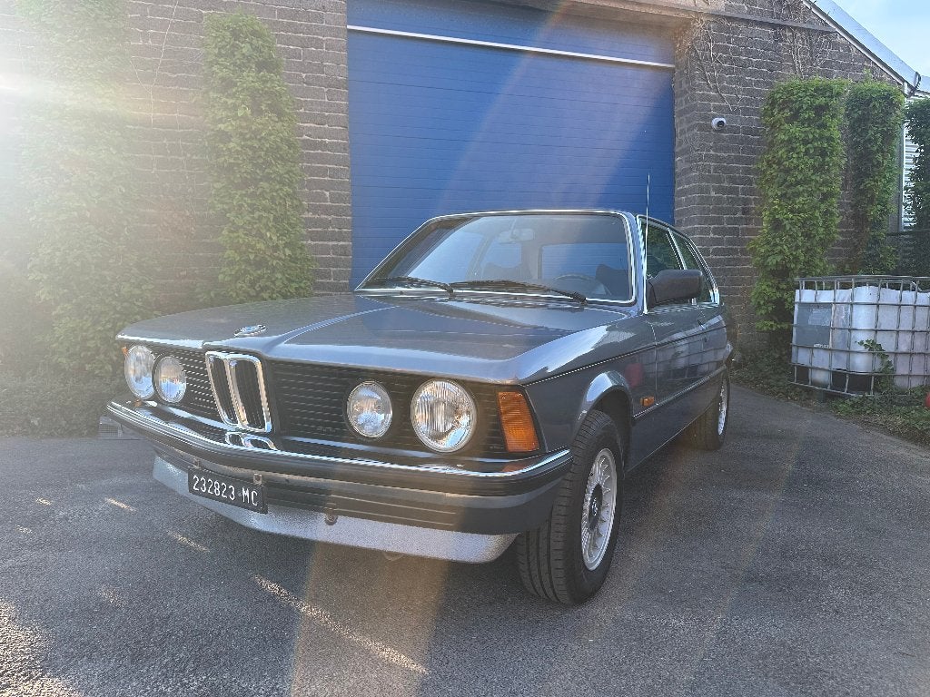 BMW 315 - E21 - 1983 - 36 000 km, Autos, Jantes en alliage léger, Bleu, 2 portes, 5 places