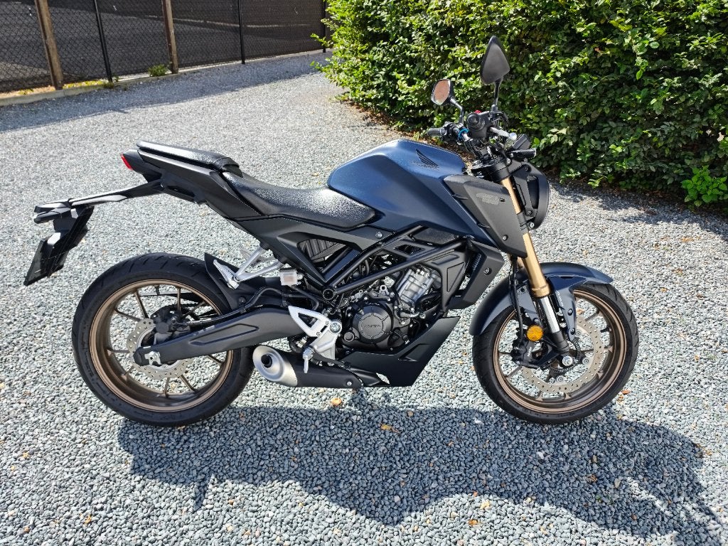 Honda CB125R Neo Sport, ABS, Occasion, Particulier, 1 cylindre