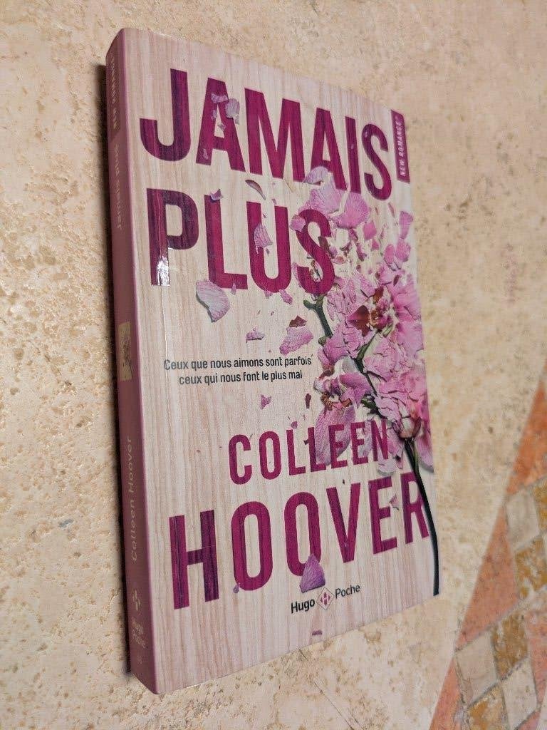 Jamais plus (Colleen Hoover)., Gelezen, Verzenden, Colleen Hoover., Amerika