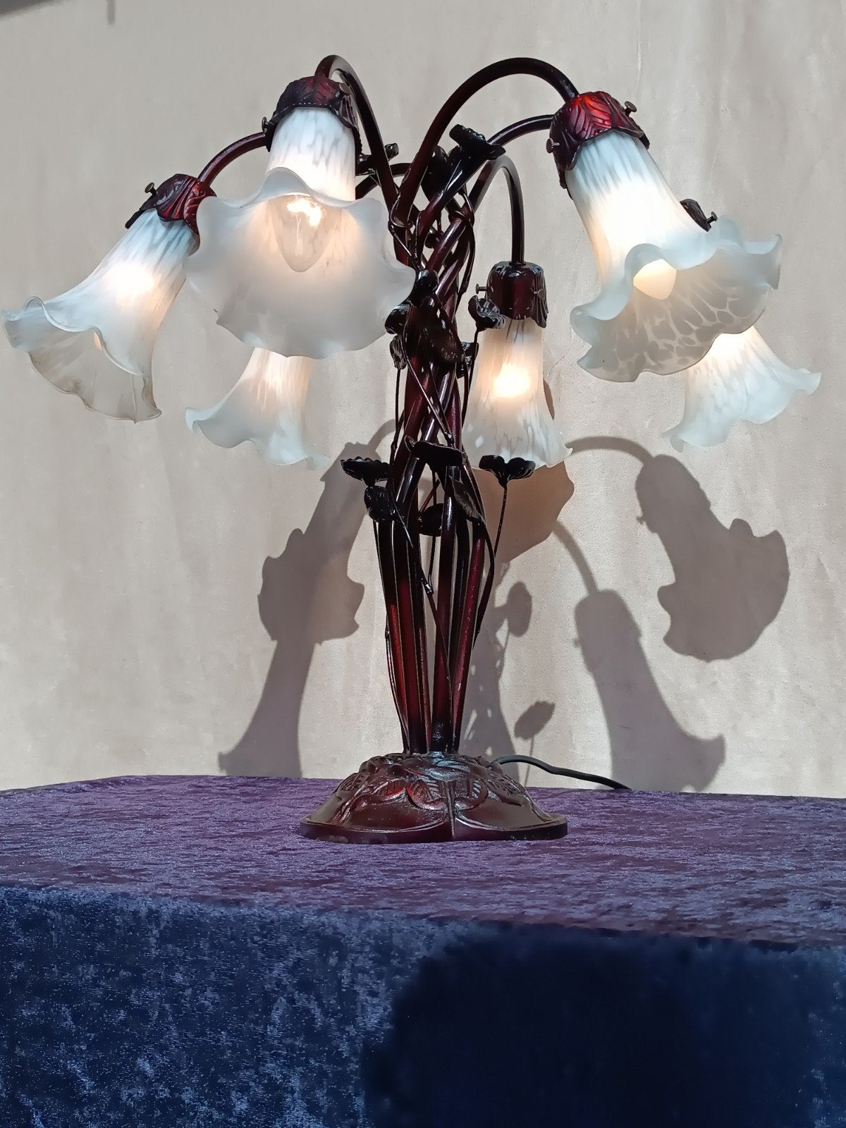 Lampe en verre Fravrille Art Nouveau Tiffany Lily, Antiquités & Art, Enlèvement ou Envoi