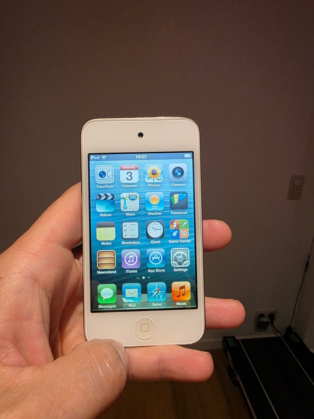 ipod touch 4, Enlèvement ou Envoi, Apple