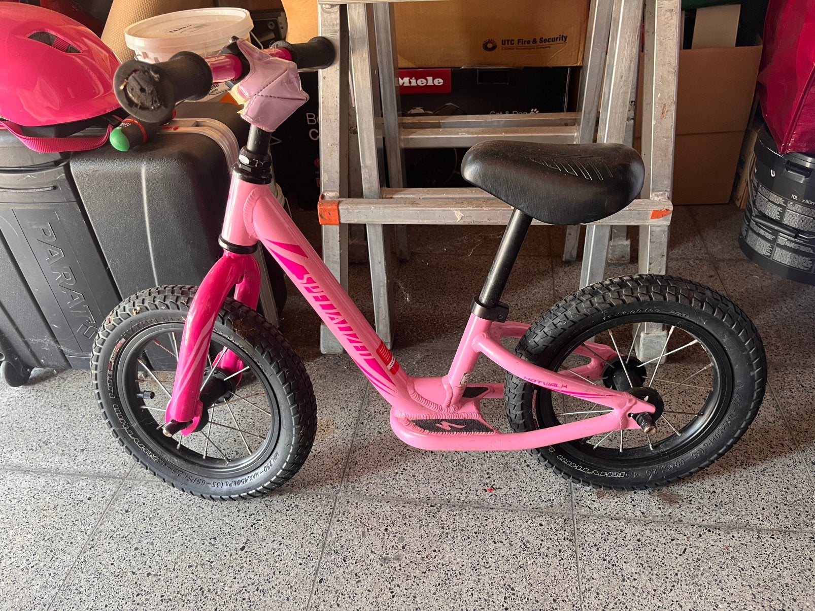 Specialized Hotwalk – roze loopfiets, Ophalen, Zo goed als nieuw