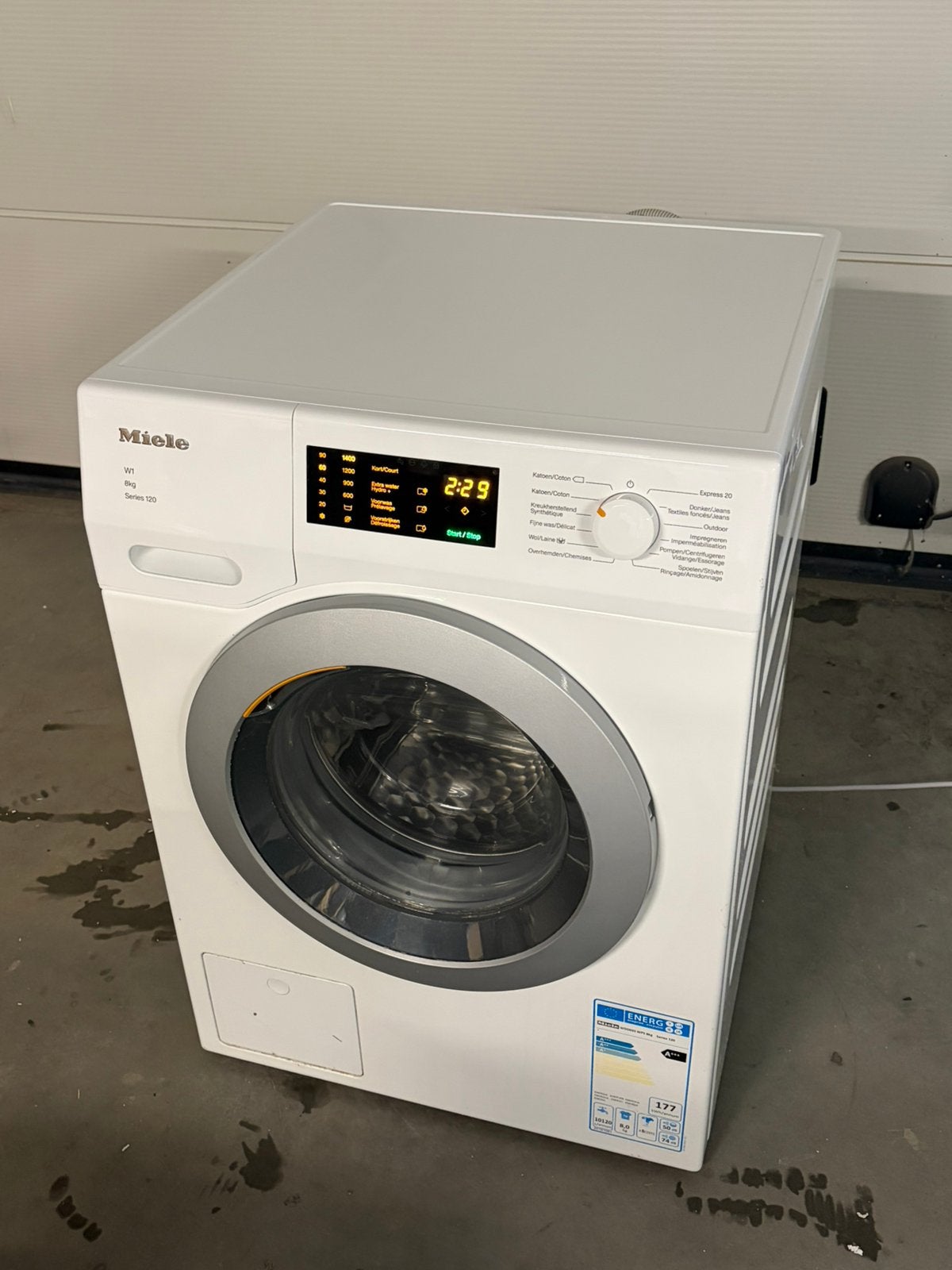 Machine à laver Miele W1 8 kg A+++, Enlèvement, Comme neuf