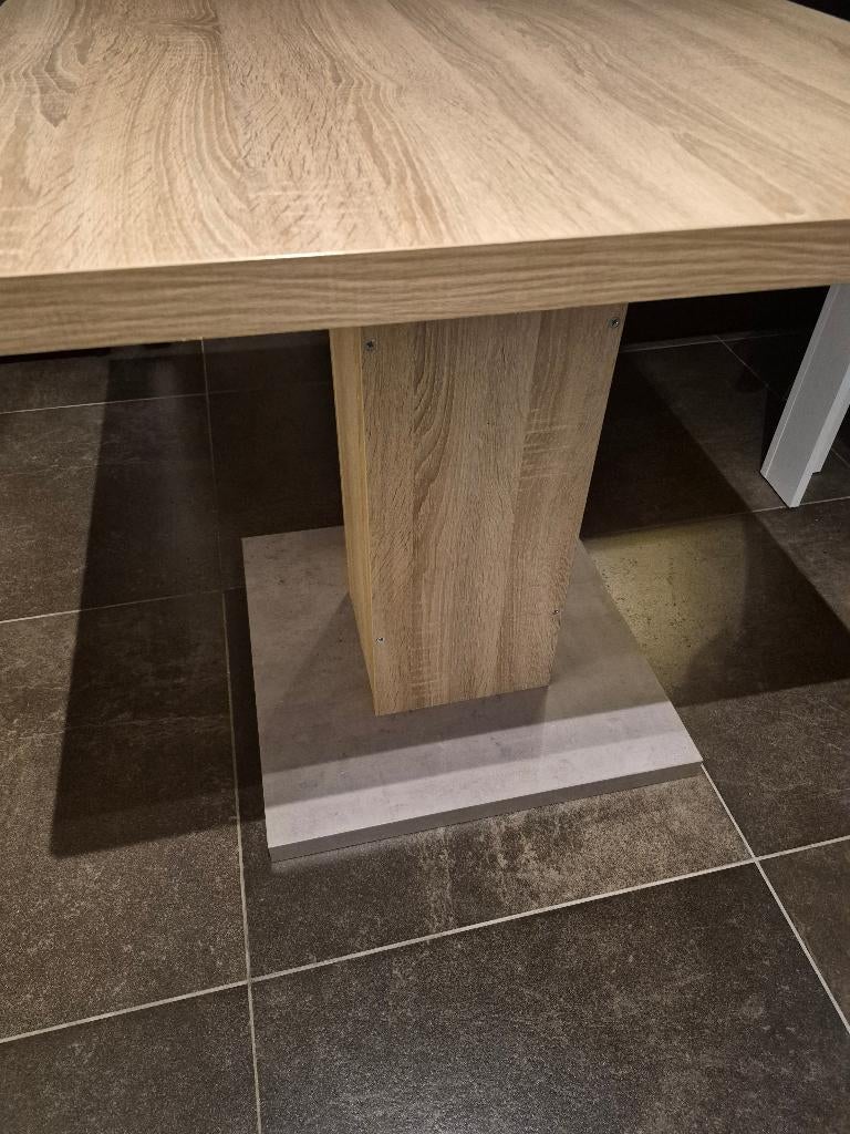Table de cuisine ou d'appoint, Enlèvement, 75 cm ou plus, Carré, Comme neuf