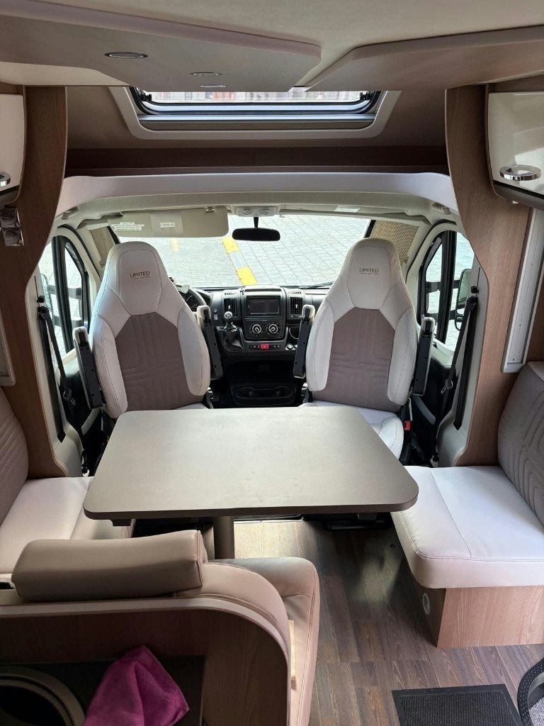 Camper Burstner in heel goede staat., Jusqu'à 4, Boîte manuelle, Marchepied électrique, Diesel