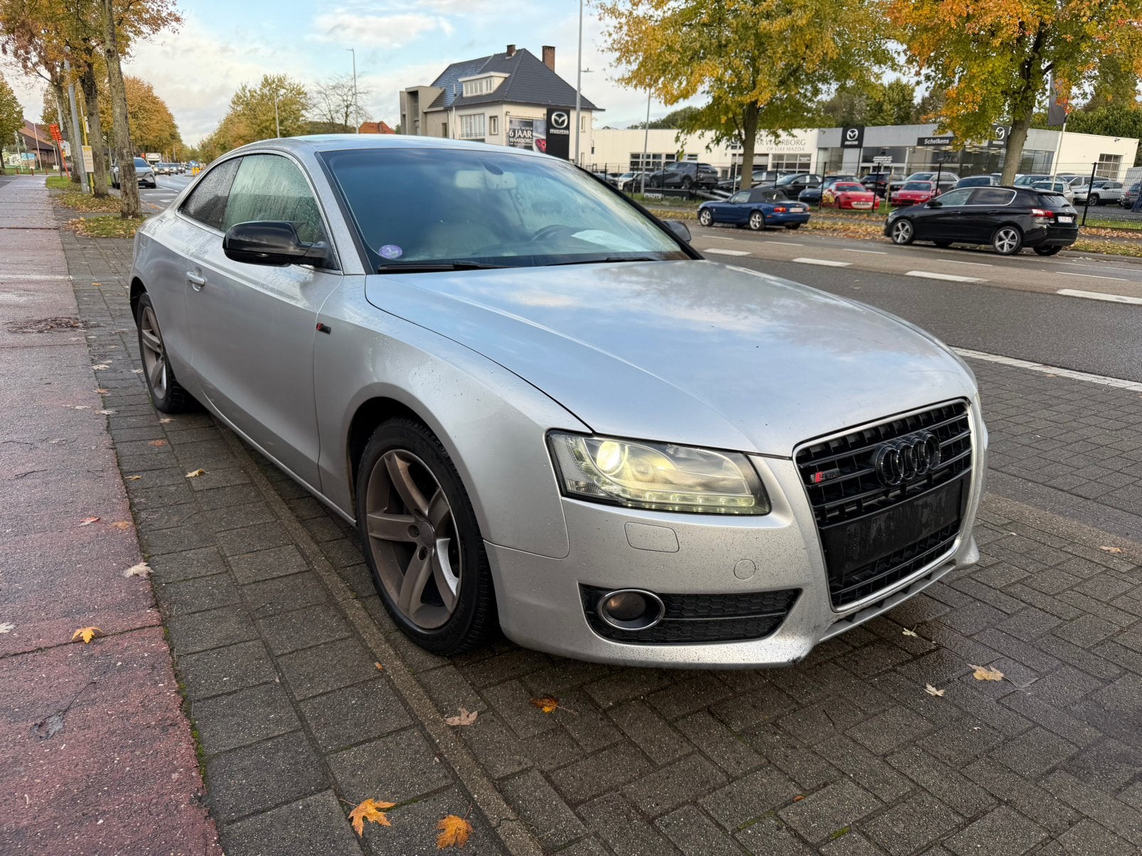 Audi A5 2.0 benzine Manuel 2009 Gps panodak leder, Auto's, Voorwielaandrijving, 4 cilinders, 1984 cc, Leder
