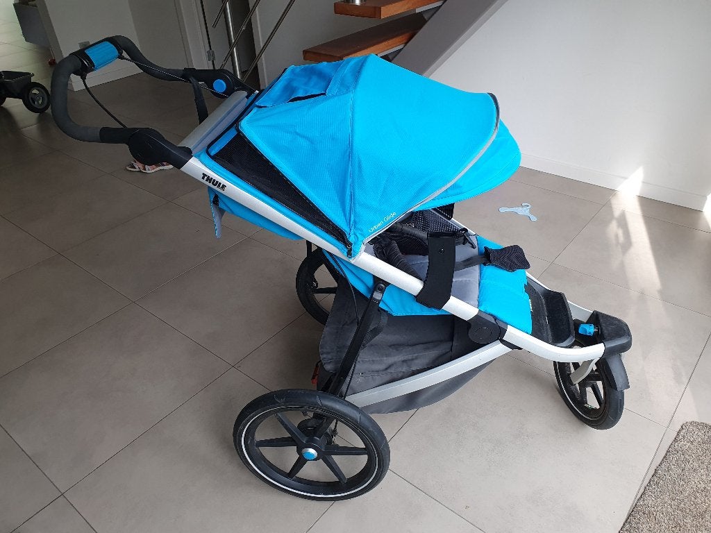Thule Urban Glide 2 kinderwagen met reiswieg, Kinderen en Baby's, Kinderwagens en Combinaties, Gebruikt, Luchtbanden, Ophalen