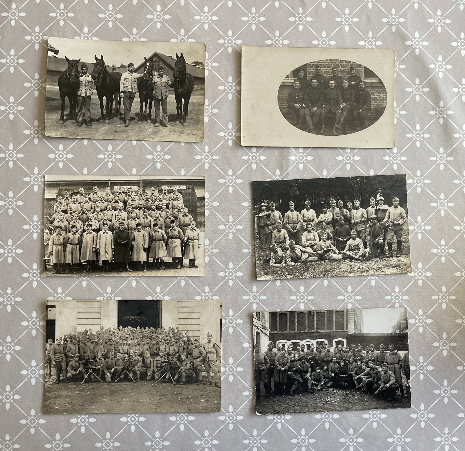23 militaire groepsfoto’s, Collections, Enlèvement