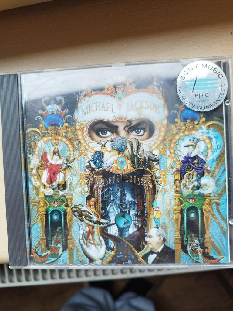 Cd Michael Jackson, Ophalen