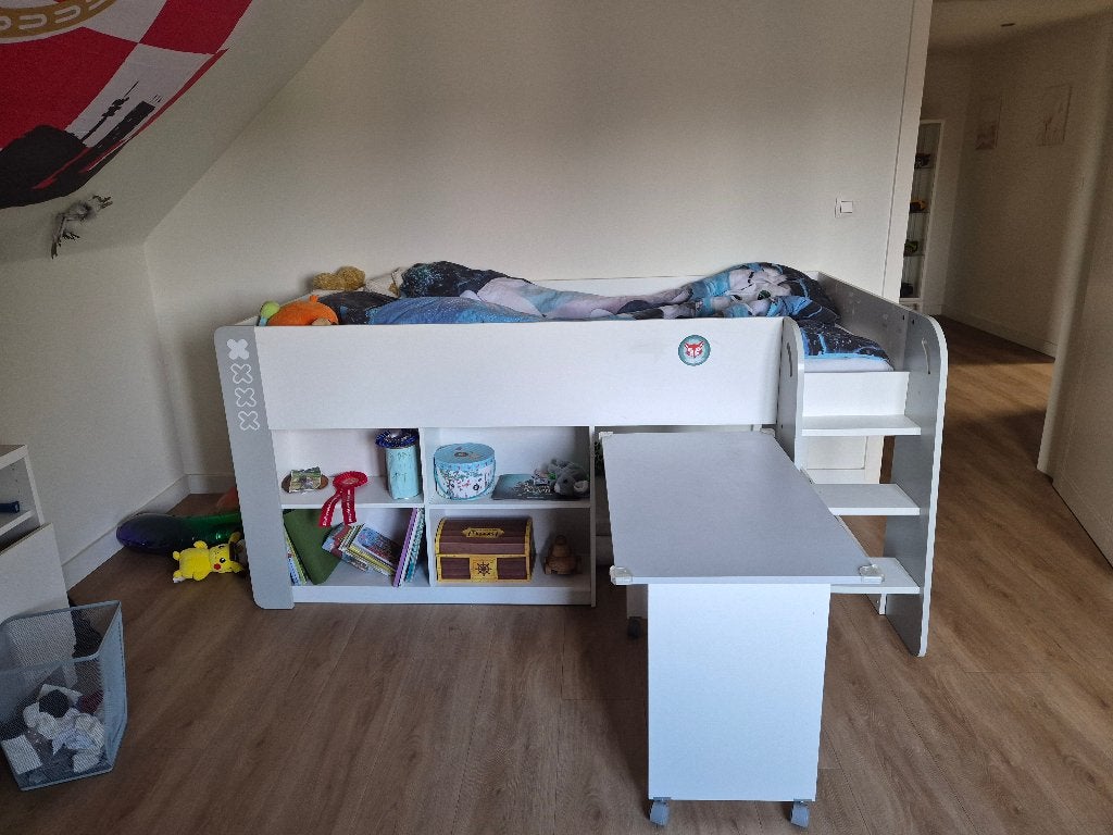 Gratis half hoogslaper+bureau, Ophalen, Gebruikt, Halfhoogslaper