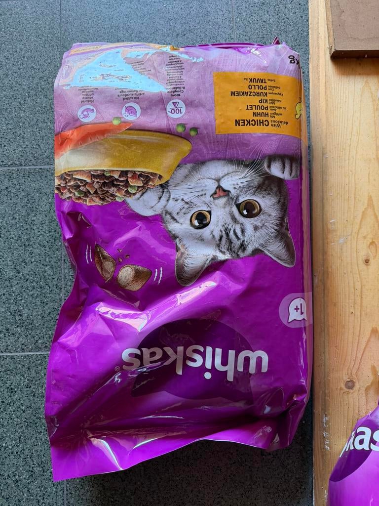 6 zakken 7kg Whiskas kattendroogvoer kip, Dieren en Toebehoren, Ophalen, Kat