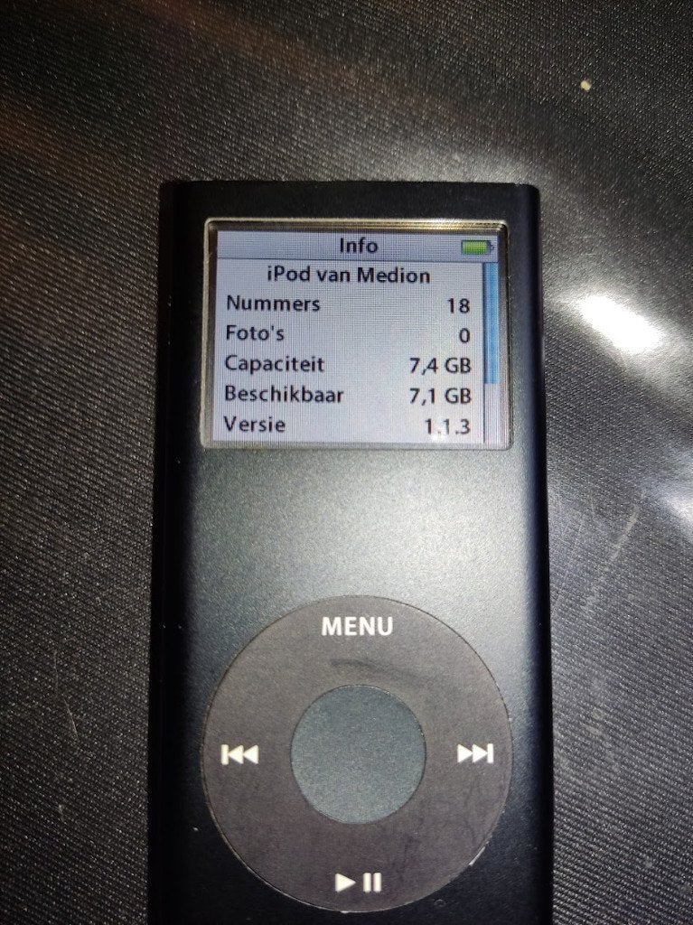 Apple iPod Nano 2e generatie (Model A1199) zwart 8Gb, Gebruikt, Zwart, Ophalen of Verzenden, Nano
