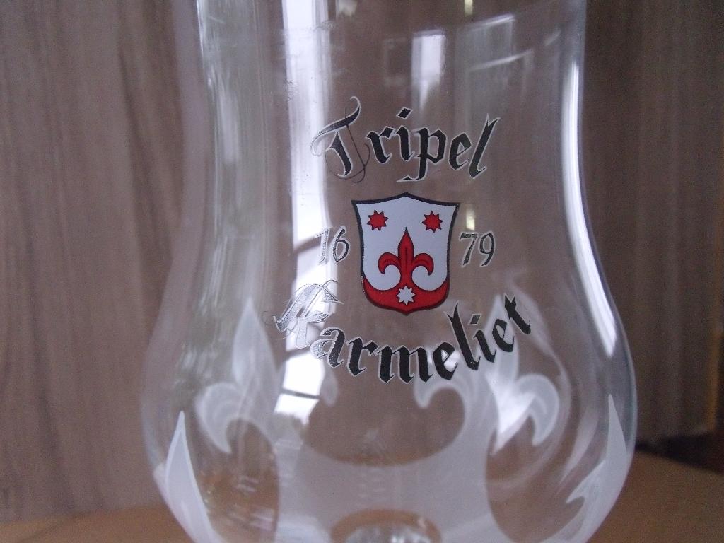 verre à bière triple Karmeliet  grand modèle : 21 cm, Collections, Enlèvement, Neuf, Verre ou Verres