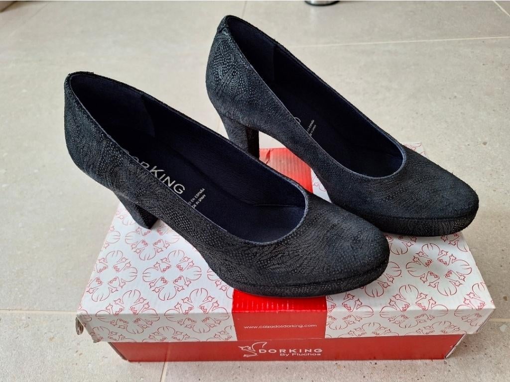 Schoenen met hak Dorking, Ophalen, Nieuw, Zwart