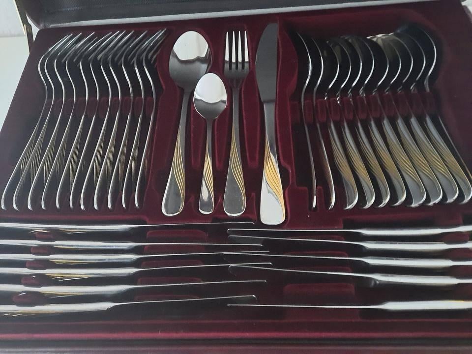COFFRET COUVERT NIVELLA SOLINGEN (72 PIECES), Neuf, Résiste au lave-vaisselle, Ensemble de couverts, Enlèvement