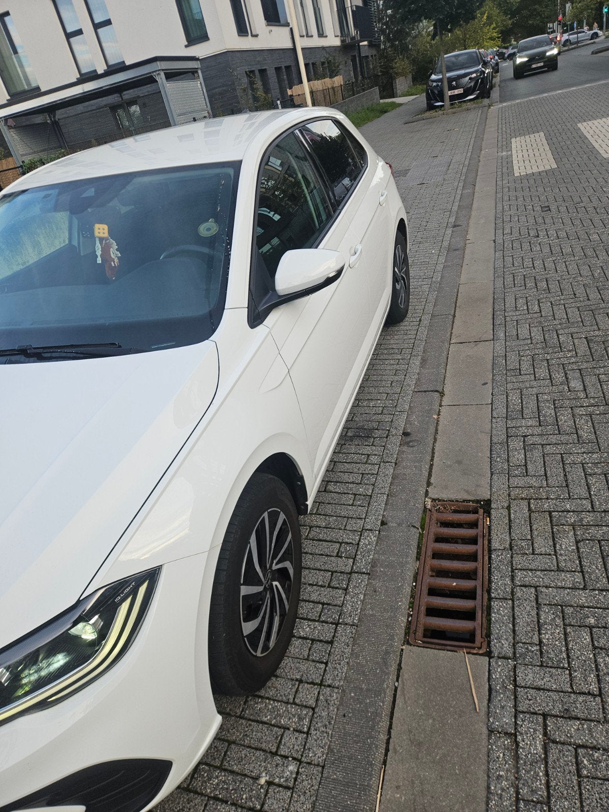 Volkswagen Polo 1.0 TSI 110 ch DSG7 Life Business – 2022 –, Autos, Achat, Euro 6, Noir, 5 portes
