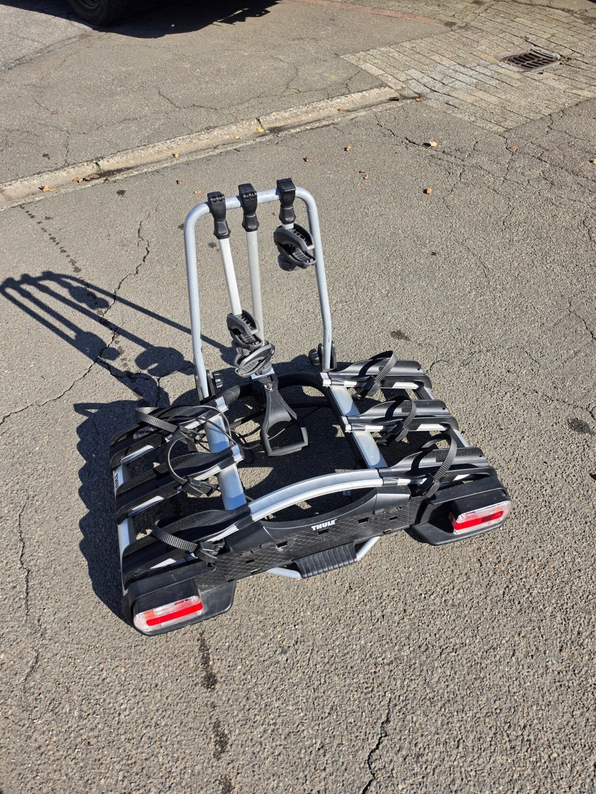 porte vélo Thule Euroway 923, Autos : Divers, Support d'attelage, 3 vélos ou plus, Comme neuf, Enlèvement