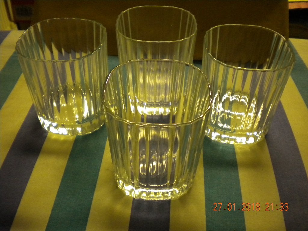 Whisky(4st.+1st.) - Disaronno (6st+1x2) - Safari (3st.), Diversen, Ophalen