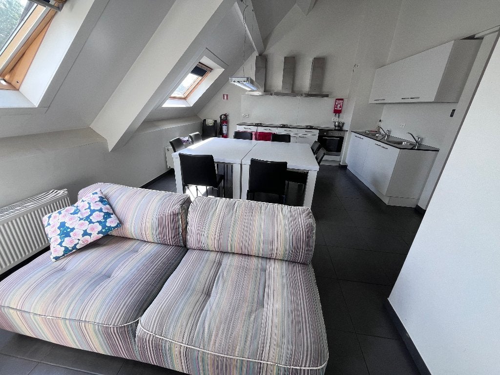 Mooie duplex studentenkamer 30m2 in residentie m tuin Leuven, Immo, 20 tot 35 m², Leuven