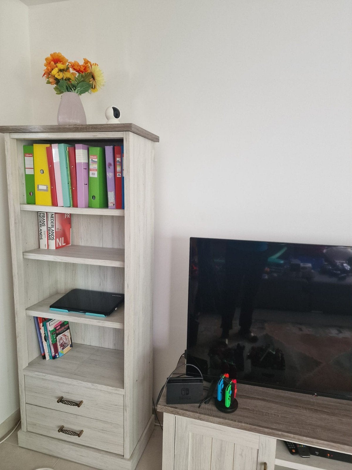Boekenkast in landelijke stijl, Ophalen