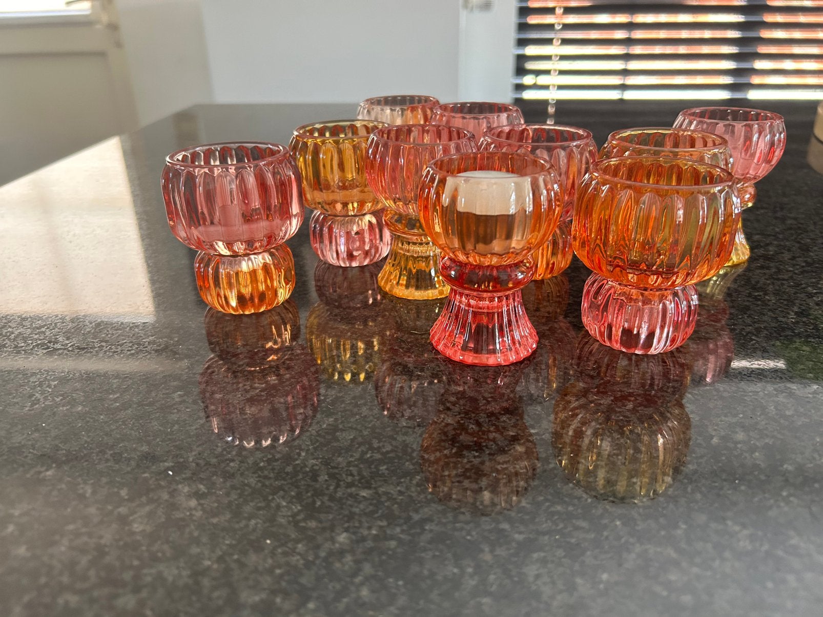 Theelichtjes roze en oranje kleur, Oranje, Ophalen of Verzenden, Kaars, Glas