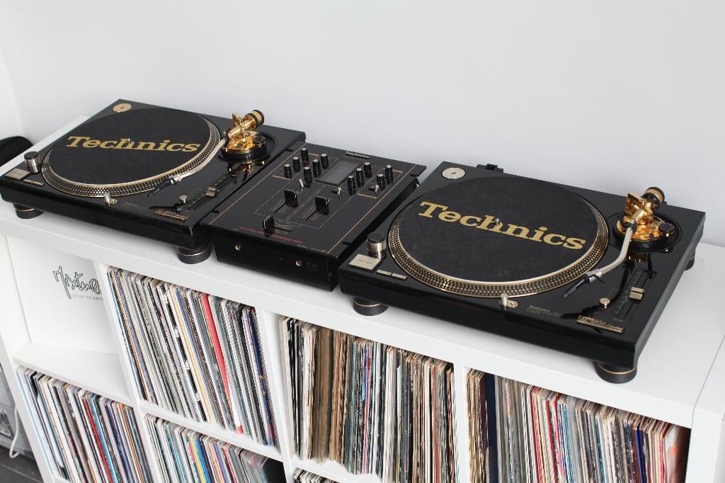 2 Technics SL-1200LTD + 1x mixer SH-DX1200, Muziek en Instrumenten, Dj-sets en Draaitafels, Ophalen, Technics