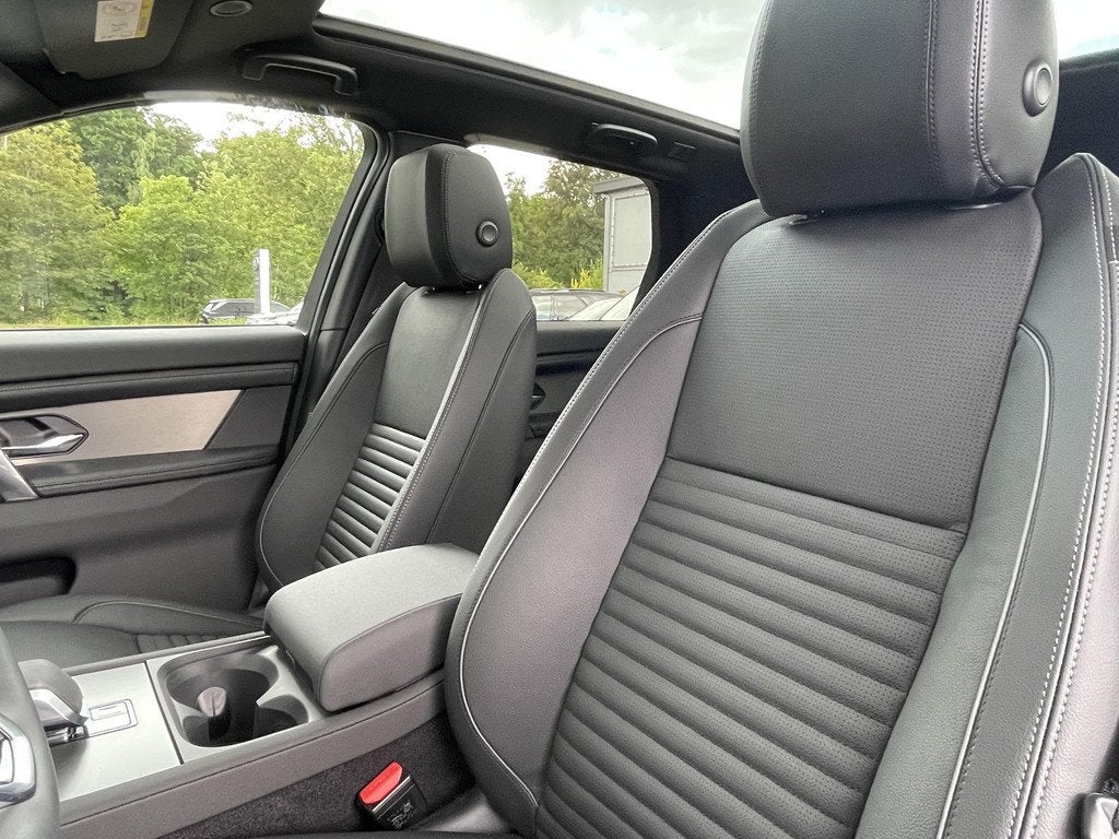 Land Rover Discovery Sport P270e Dynamic SE (automatique), Autos, Cuir, Argent ou Gris, Achat, Entreprise