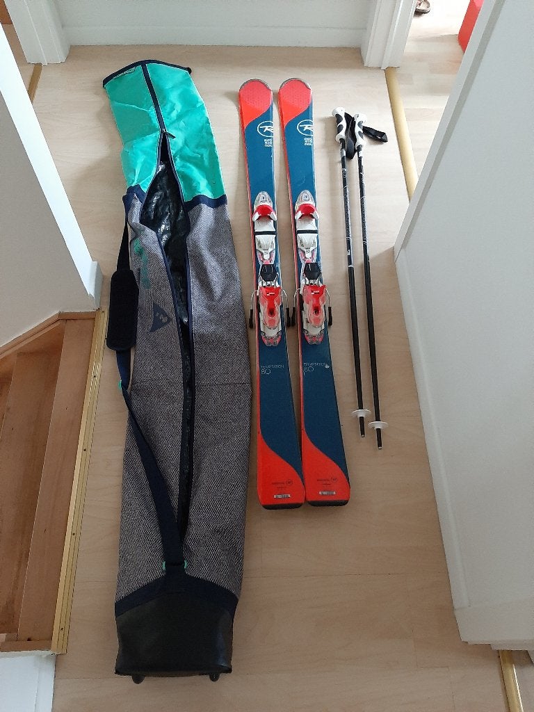 Skiez, Skis, Rossignol, 140 à 160 cm, Enlèvement