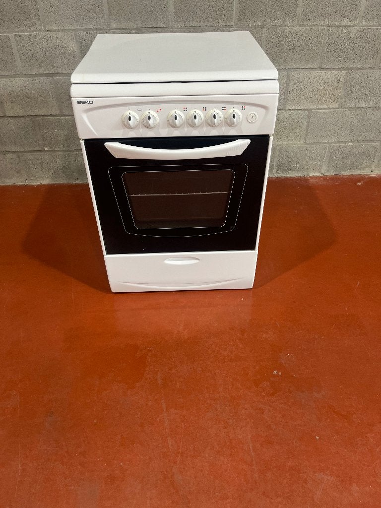 Fornuis / Oven Beko, Elektronische apparatuur, Fornuizen, Ophalen, Gebruikt, Inbouw, Gas