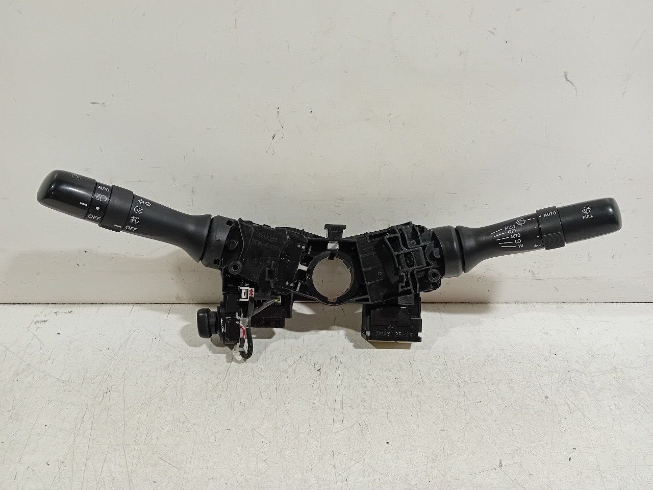 Combischakelaar Lexus GS, Onderdelen@venauto.nl, Van der Ven Autorecycling B.V., Ettenseweg 76, 4706 PB Roosendaal, The Netherlands