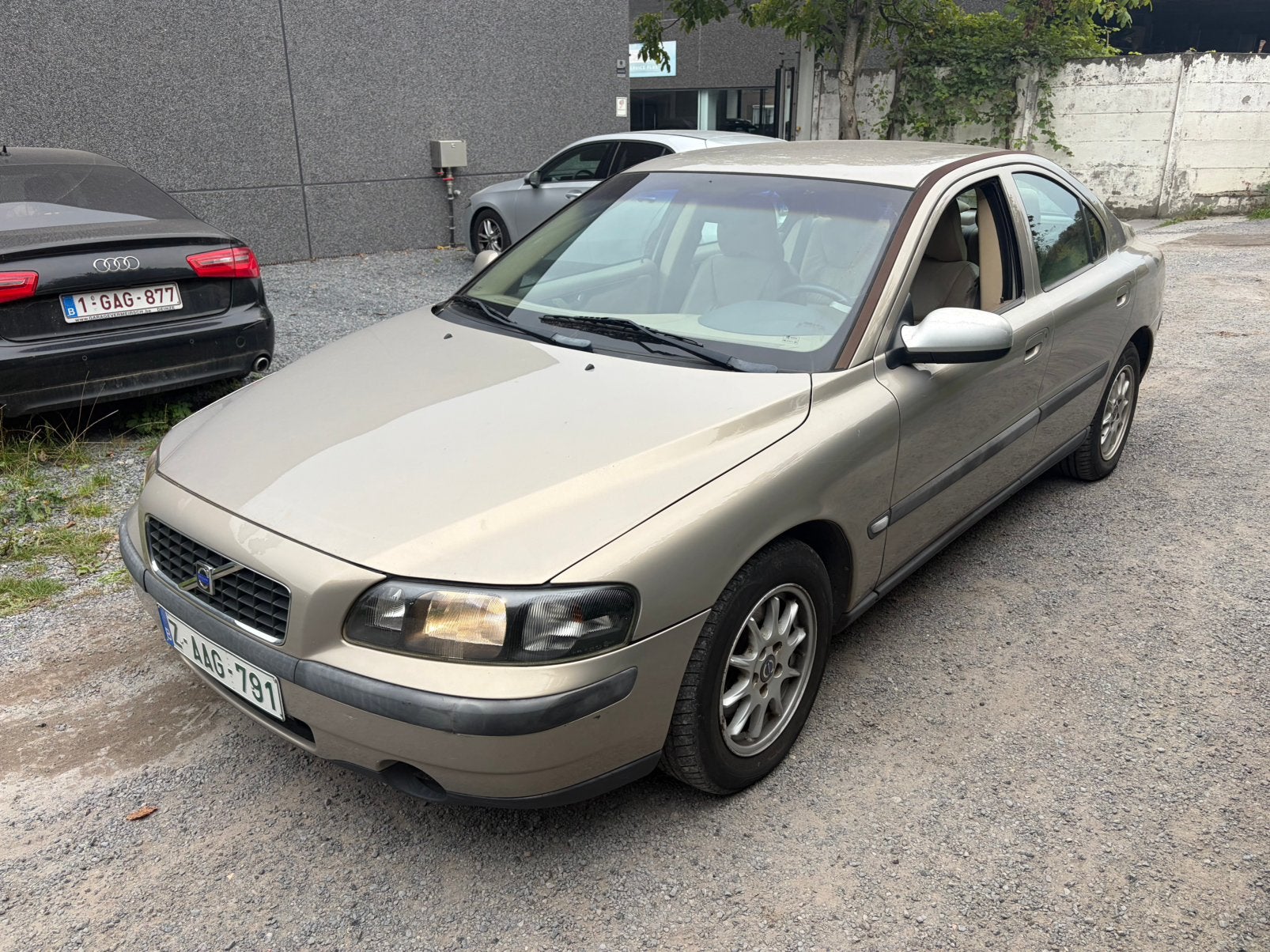 Volvo S60 Gekeurd voor verkoop Lez zone oke, Auto's, Automaat, S60, Beige, Bedrijf