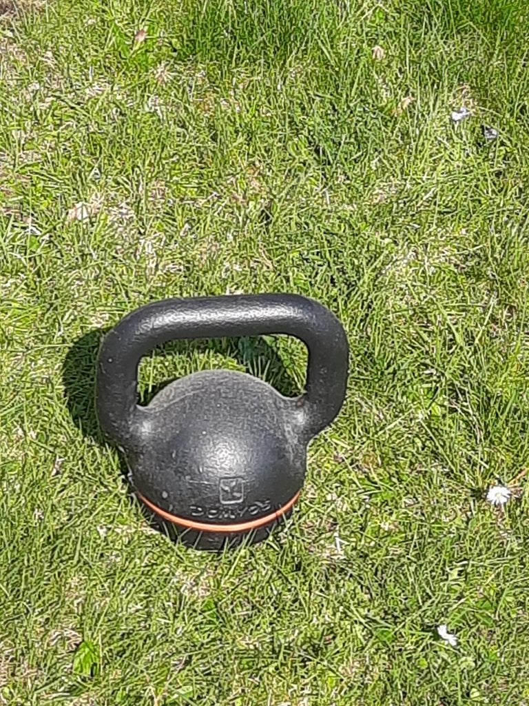 Domyos kettlebell 16kg, Sport en Fitness, Fitnessmaterialen, Ophalen, Gebruikt, Kettlebell