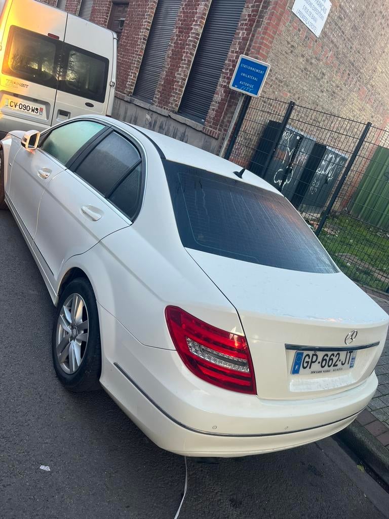 MERCEDES CLASSE C – 2012 – FIABLE & CONFORTABLE, Autos, Mercedes-Benz, Achat, Boîte manuelle, 5 portes, Particulier