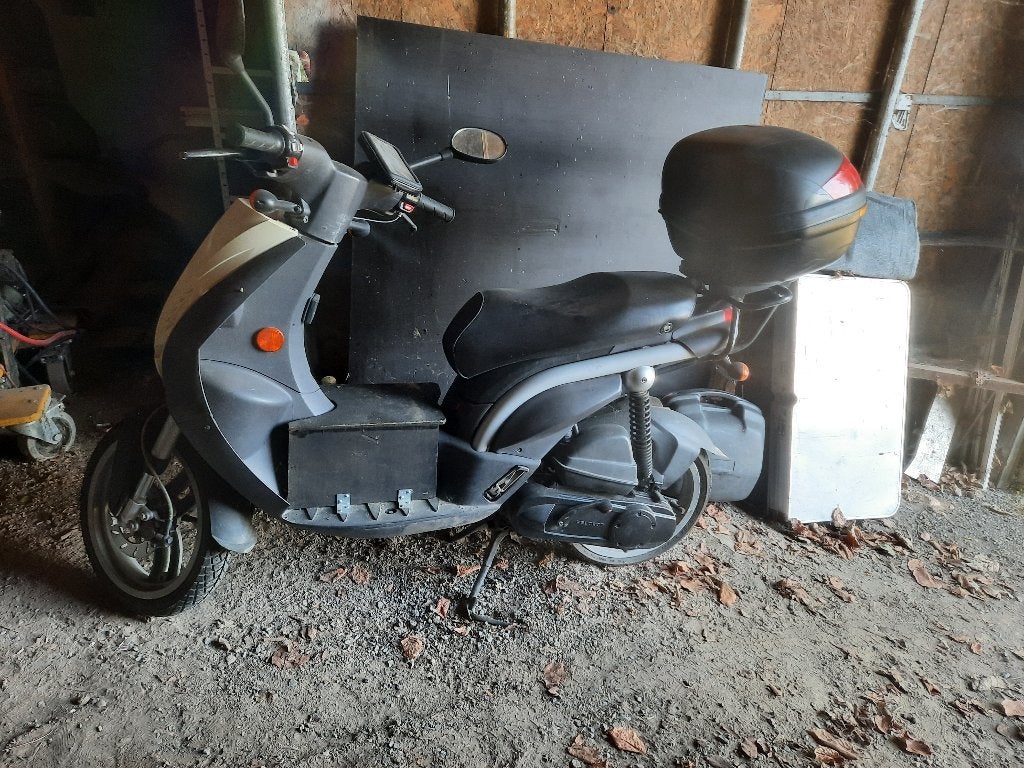 Scooter, Vélos & Vélomoteurs, Scooters | Peugeot, Classe B (45 km/h), Enlèvement, Utilisé, Deux-temps