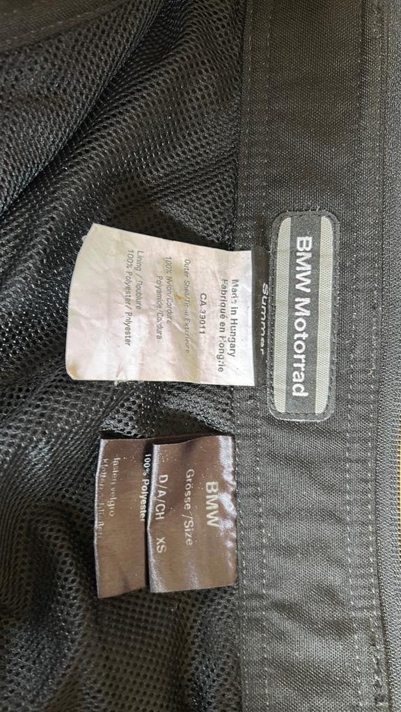Motor broek zwart xs BMW valt iets groter uit dan xs, Motoren, Kleding | Motorkleding, Ophalen, Tweedehands, Dames, Broek | textiel